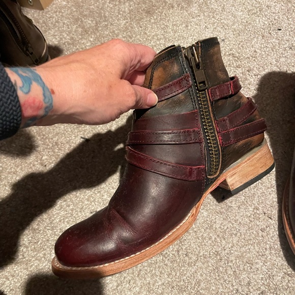 Freebird by Steven Burgundy Belfast Ankle Booties - Picture 2 of 10